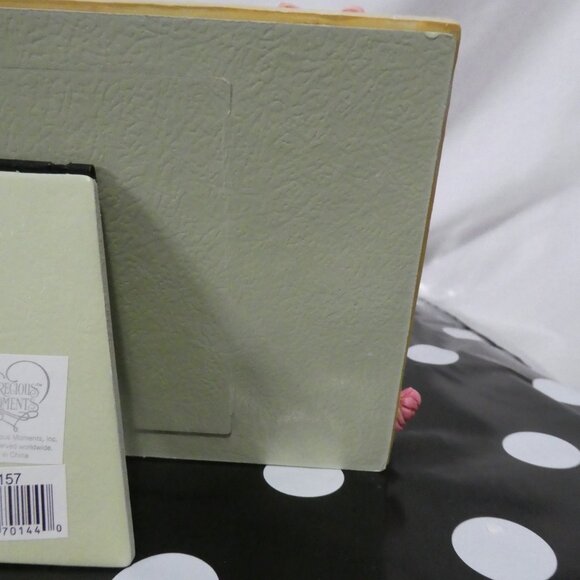 PRECIOUS MOMENTS | Jesus Loves Me | Girl Praying With Doll | 4x6" Photo Frame - Picture 13 of 13